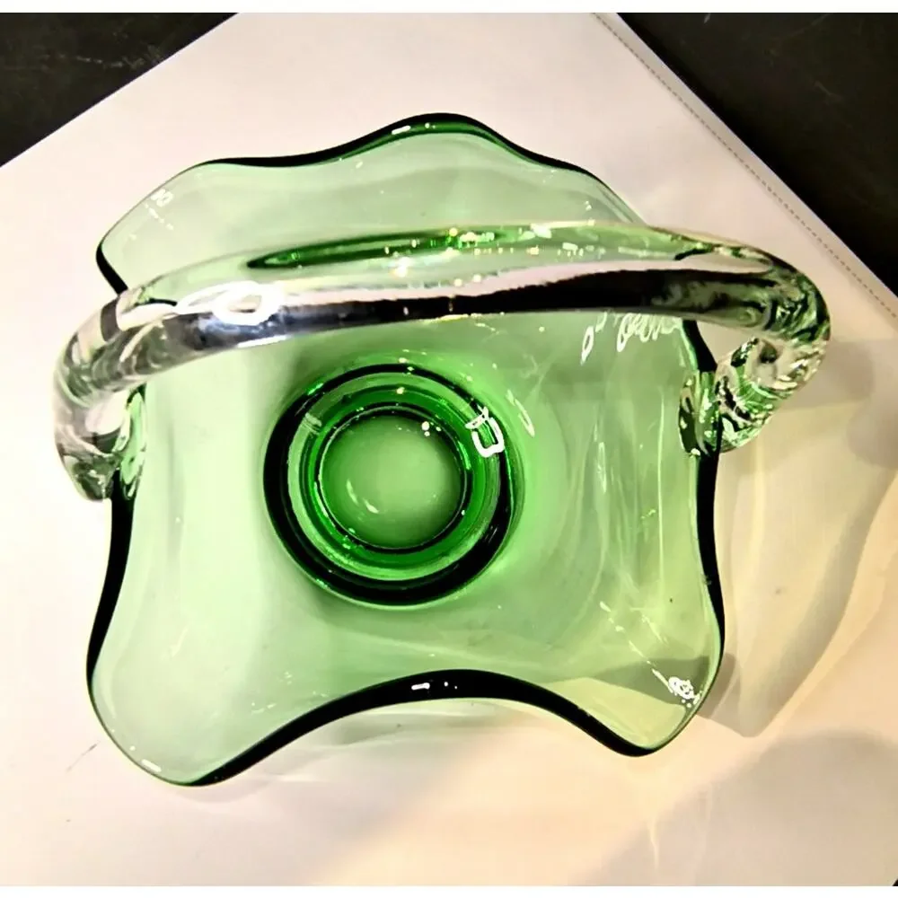 1992. Vintage MCM Viking Epic Green Glass Art Glass Vase Hand Formed Basket
